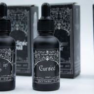 Huile de parfum de sorcière ancienne - Maudite