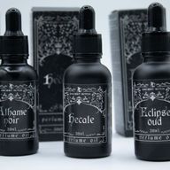 Huile parfumée de sorcière antique - Hécate