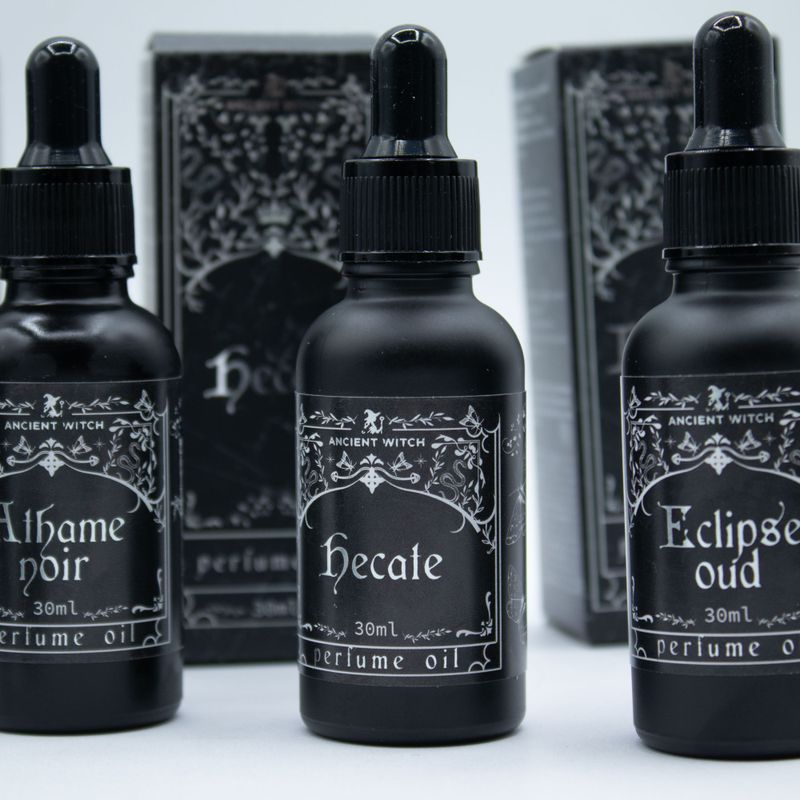 Huile parfumée de sorcière antique - Hécate