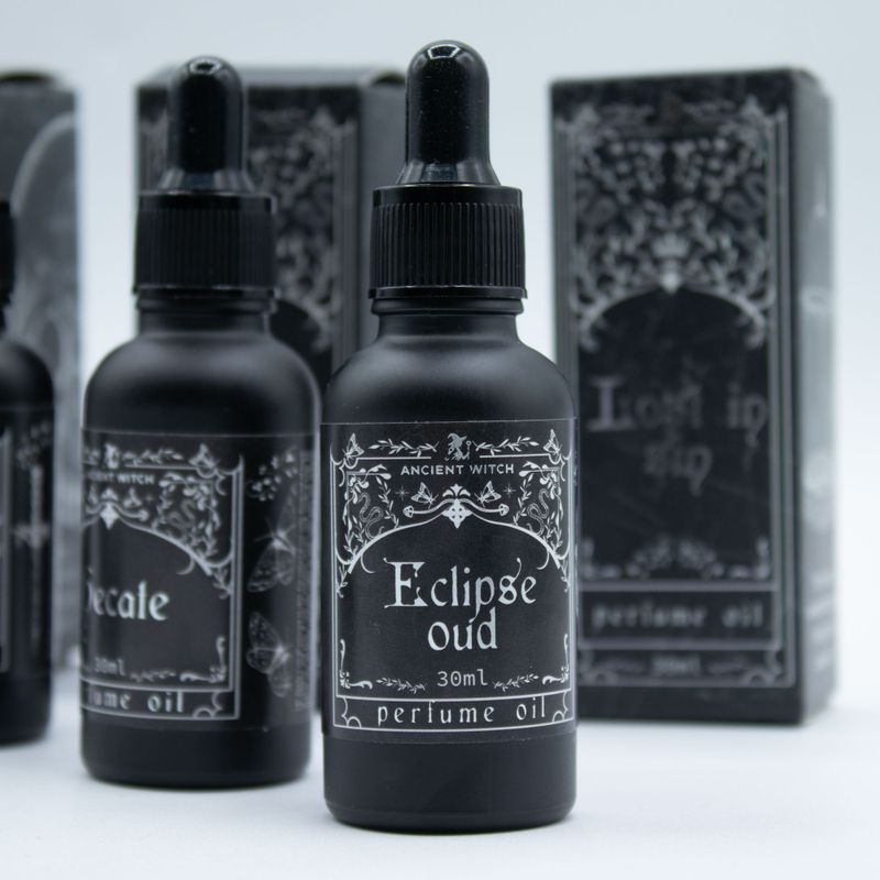 Huile à parfum de sorcière antique - Éclipse Oud