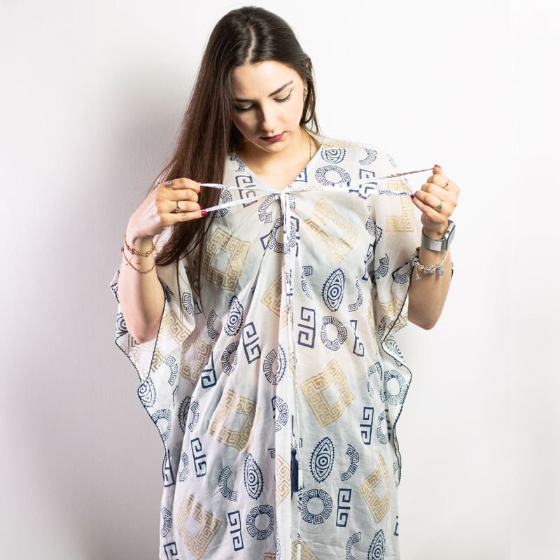 Sari Nomade Collection On the Med - Kaftan - Bleu & Or - Motif Grec Peint à la Main