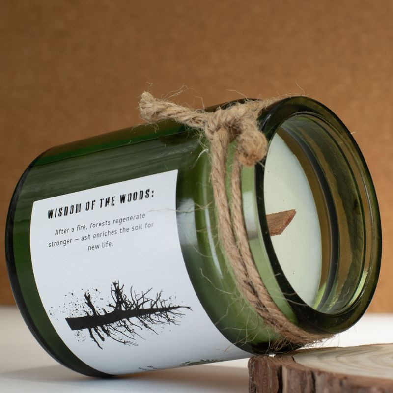 Bougie En Cire de Soja Avec Mèche en Bois – Cendre & Fumée de Bois