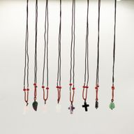 Colliers Cordon avec Pendentifs en Pierre – Collection Spirituelle (assortie)