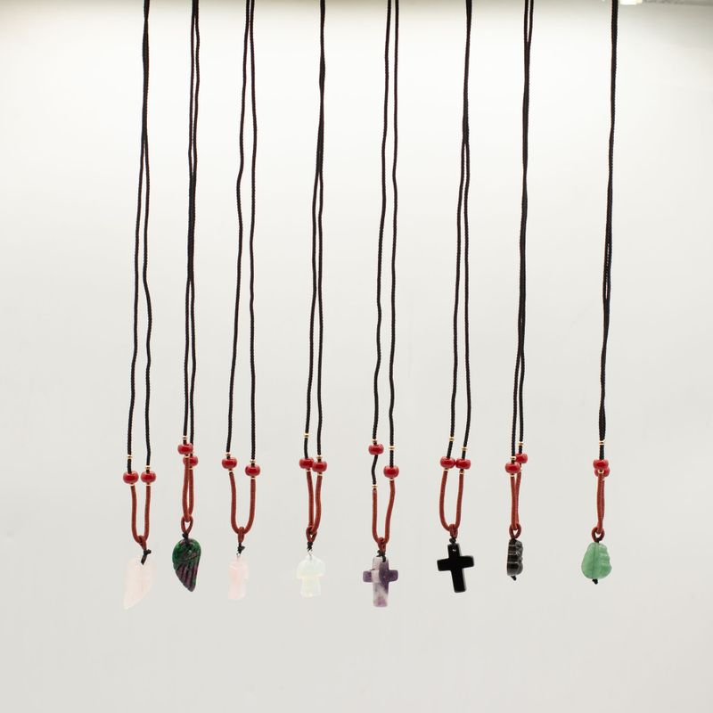 Colliers Cordon avec Pendentifs en Pierre – Collection Spirituelle (assortie)