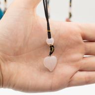 Colliers Cordon avec Pendentifs en Pierre – Collection Cœurs (assortie)