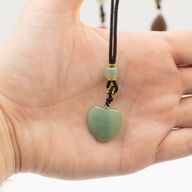 Colliers Cordon avec Pendentifs en Pierre – Collection Botanique (assortie)