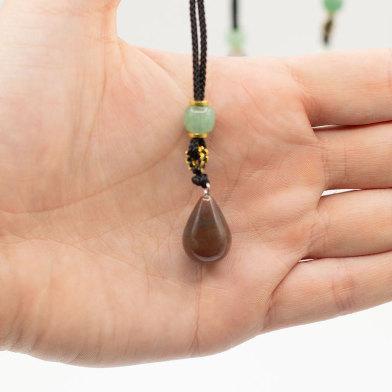 Colliers Cordon avec Pendentifs en Pierre – Collection Botanique (assortie)