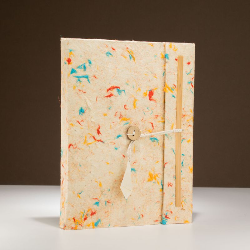 Grand Carnet Lokta en Coton aux Couleurs Mélangées – avec Marque-page