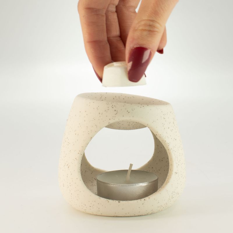 Brûleur d'huile zen en céramique - galet rond - écru moucheté