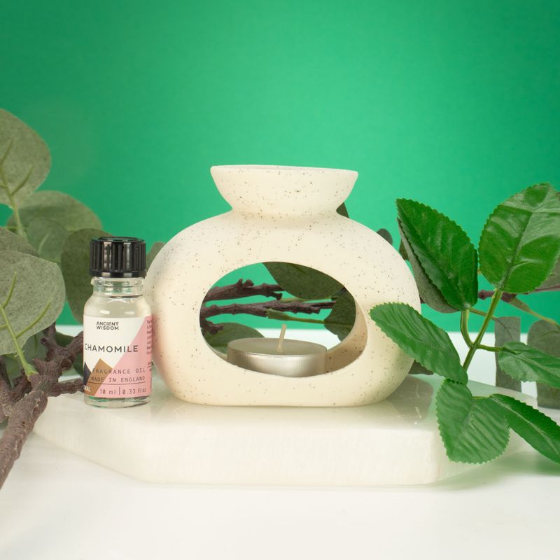Brûleur d'huile en céramique zen - galet ovale - blanc cassé moucheté