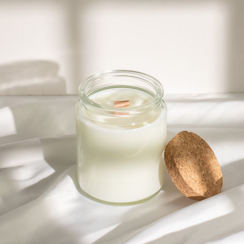 Bougie en Cire de Soja Woodwick – Sans Étiquette : Feuilles et Lin