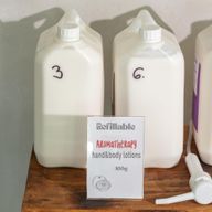 Gels Douche & Lotions d’Aromathérapie – Station de Recharge