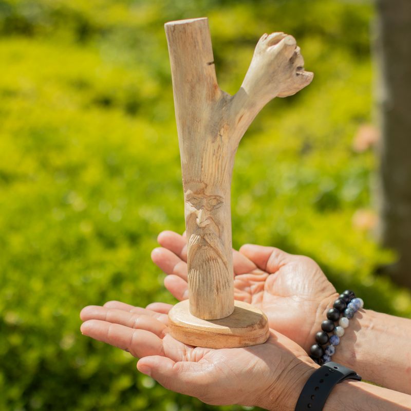 Sculpture en Bois Artisanale - Greenman