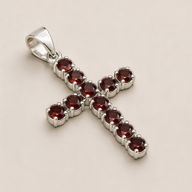 Pendentifs dévotionnels indiens - Plaqué argent (chaîne de 45 cm) - Crucifix en grenat