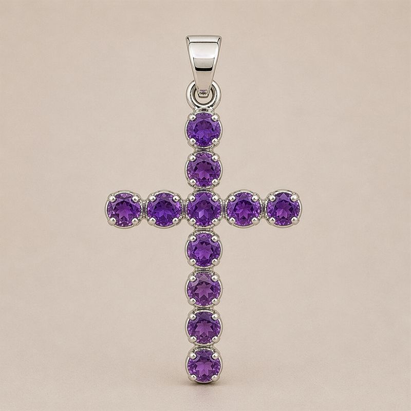 Pendentifs dévotionnels indiens - plaqué argent (chaîne de 45 cm) - crucifix en améthyste
