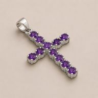 Pendentifs dévotionnels indiens - plaqué argent (chaîne de 45 cm) - crucifix en améthyste