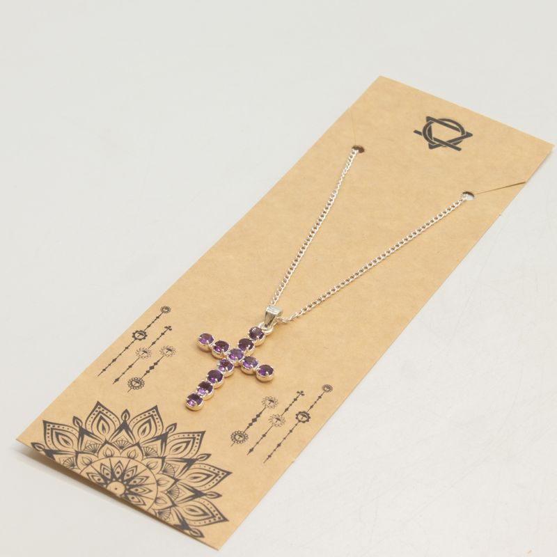 Pendentifs dévotionnels indiens - plaqué argent (chaîne de 45 cm) - crucifix en améthyste