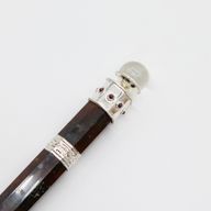 Baguette Bloodroot Souveraine – Extra-long – jaspe fantaisie magique – haut de boule de cristal – 26 cm