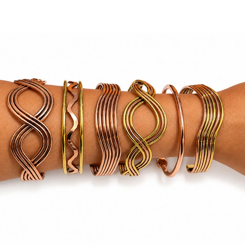 Bracelets des vagues élémentaires en cuivre (assortis)