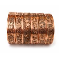 Bracelets en cuivre massif de la gamme médiévale avec gravures d'affirmations (variés)