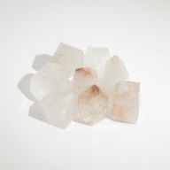 Pointes de Gemmes en Vrac d'environ 6 cm (0.5KG) - Quartz Clair (environ 8 pièces)