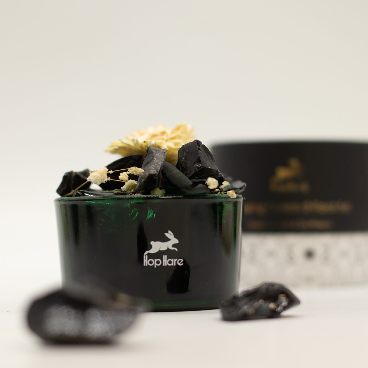 Cristaux Diffusants et Ensembles Floraux Hop Hare