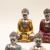 Mini Bouddha argenté (couleurs variées)