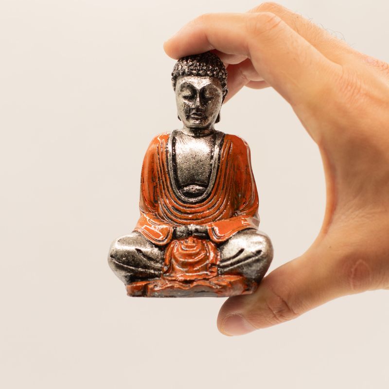 Mini Bouddha argenté (couleurs variées)