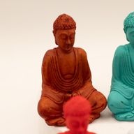 Mini Bouddha fini mat (Couleurs assorties)