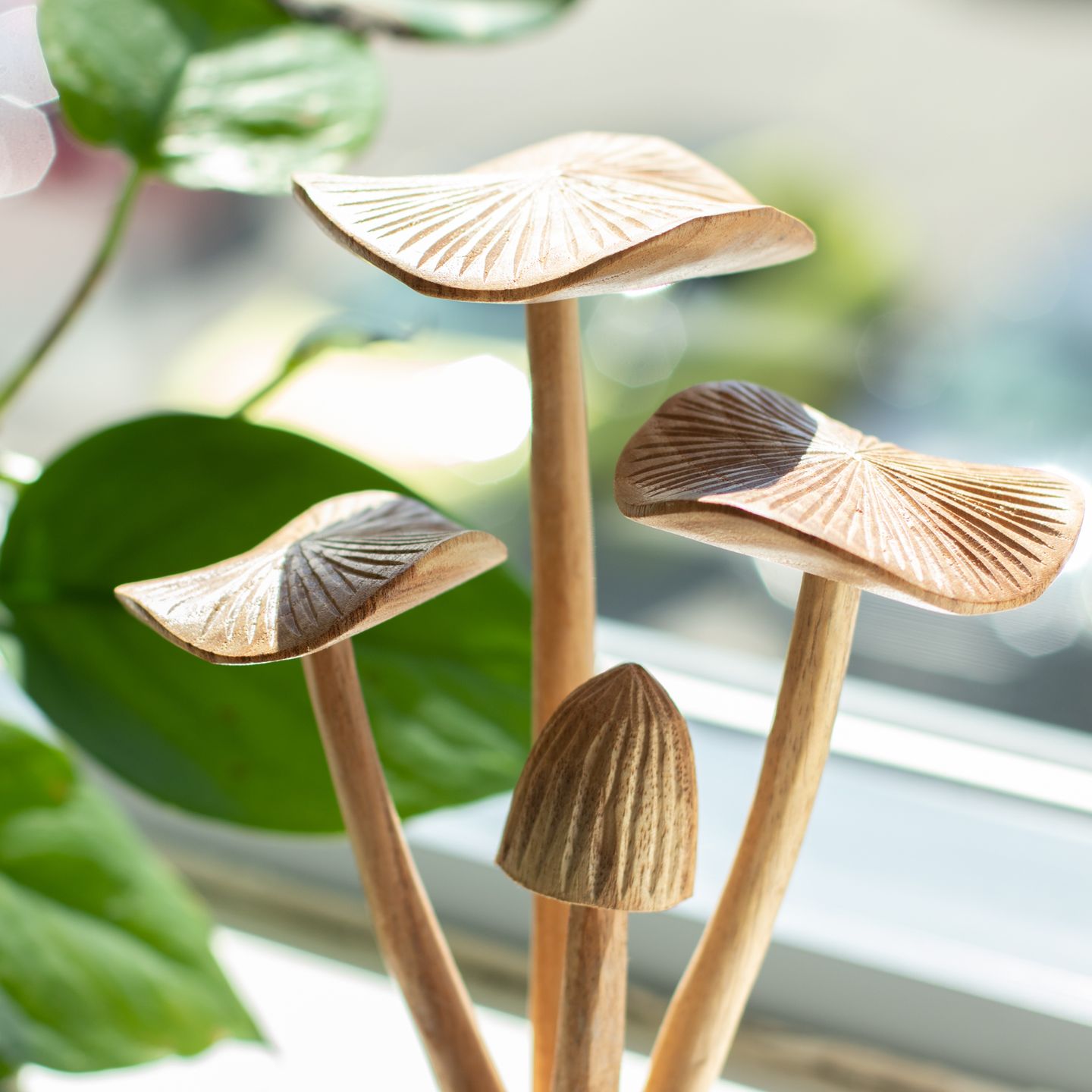 Sculptures Artistiques En Bois Parasite