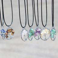 Collier à pendentif en pierre précieuse Starter