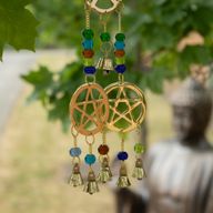 Carillons indiens - Tri-pentagramme en laiton - 7 cloches - 9,5 × 32 cm