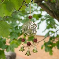 Carillons indiens - Fleur de Vie en laiton avec des perles de Rudraksha - 3 cloches - 6x27 cm