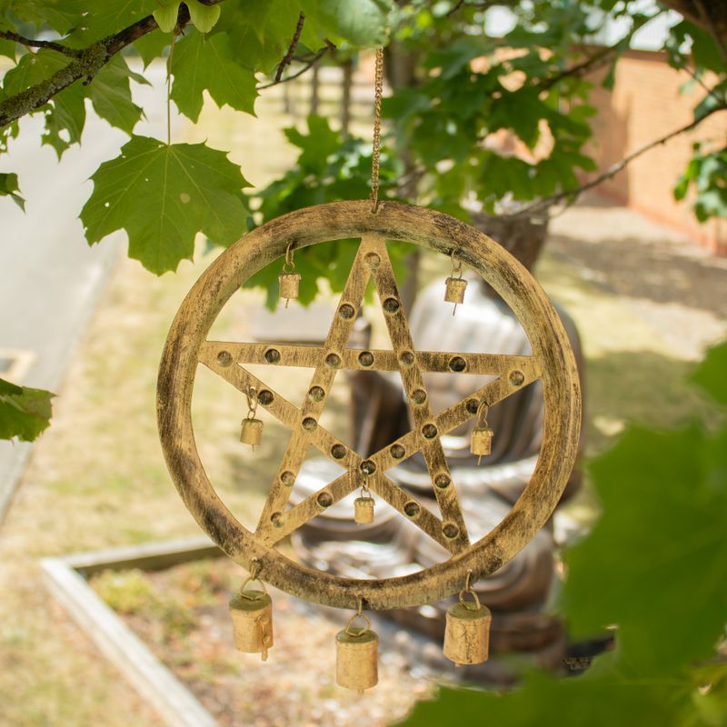 Carillons indiens - Pentagramme en fer avec des cloches de vache - 25×49 cm