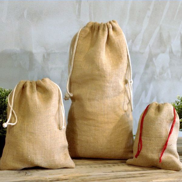 Sacs en jute avec cordons