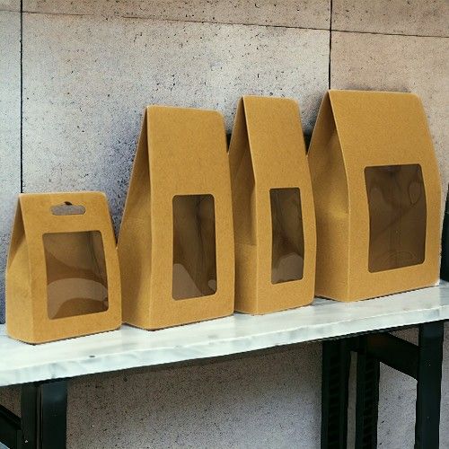 Boîte cadeaux avec fenêtre