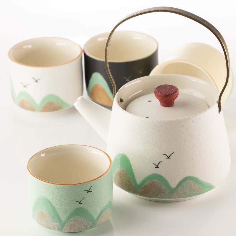 Mille milles - service à thé - quatre tasses - tissu cérémoniel et poignée en bambou