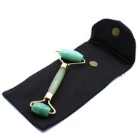 Rouleau facial en pierre précieuse – Jade avec pochette