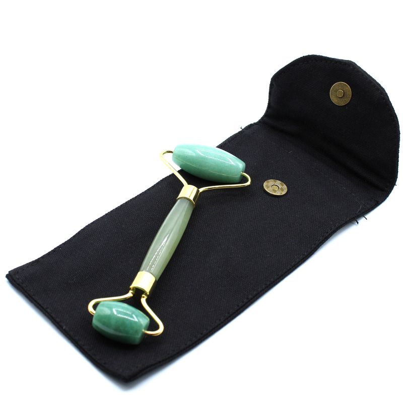 Rouleau facial en pierre précieuse – Jade avec pochette