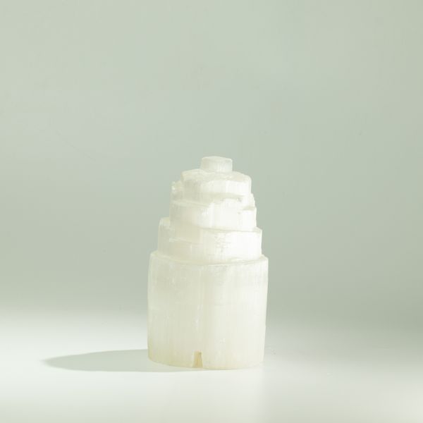 Lampe Naturelle en Sélénite - 15 cm