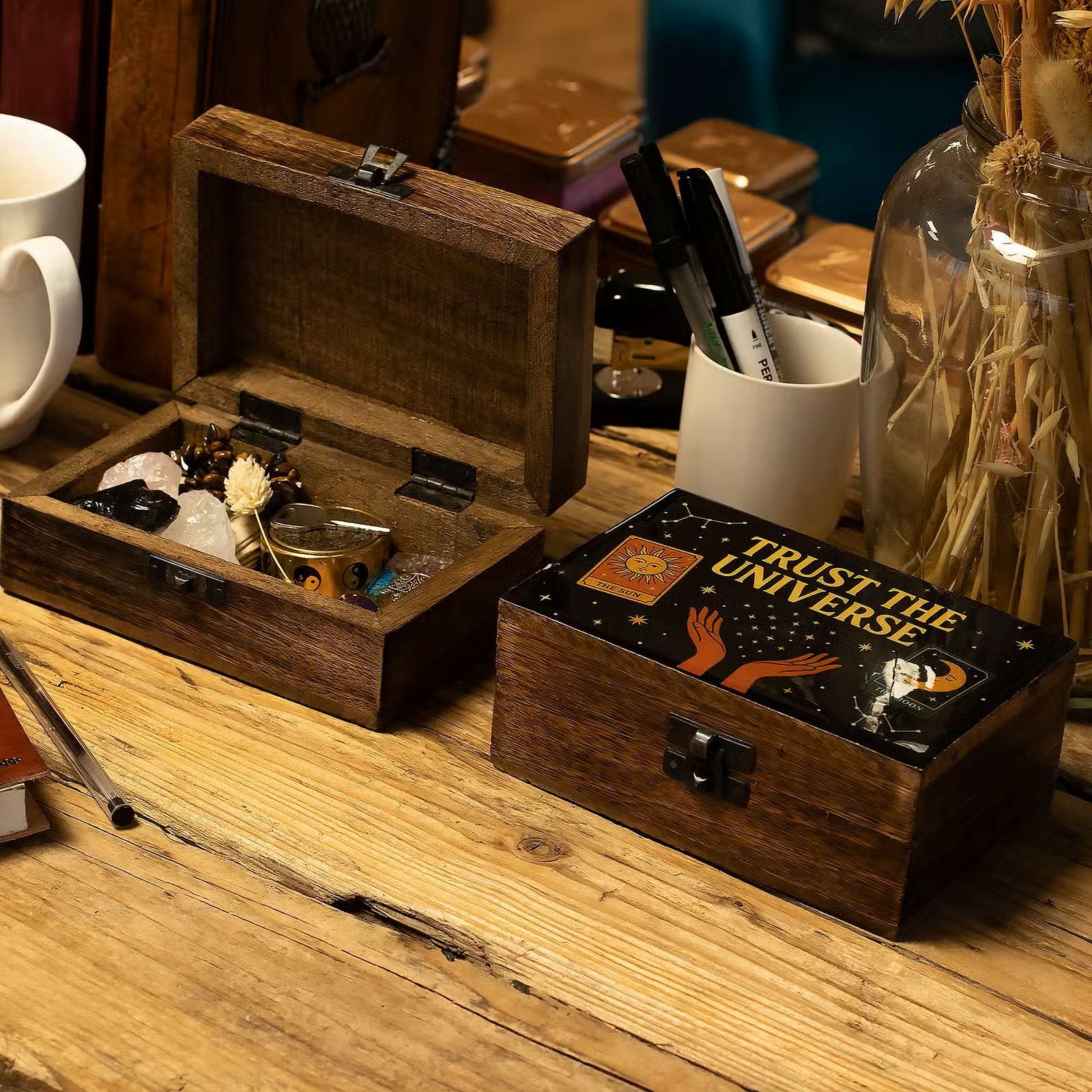 Boîte en Bois Recouverte de Céramique
