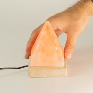 Lampe de sel USB en forme de pyramide - 9 cm (1 pièce)