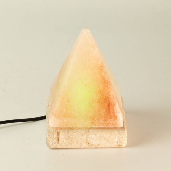 Lampe Pyramide en cristal de Sel de l’Himalaya avec USB - 9 cm Multicolor