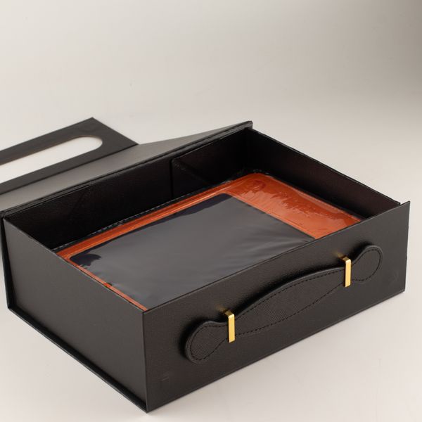 Coffret cadeau à plat - Panier moyen (24x18,2x8 cm) - Noir