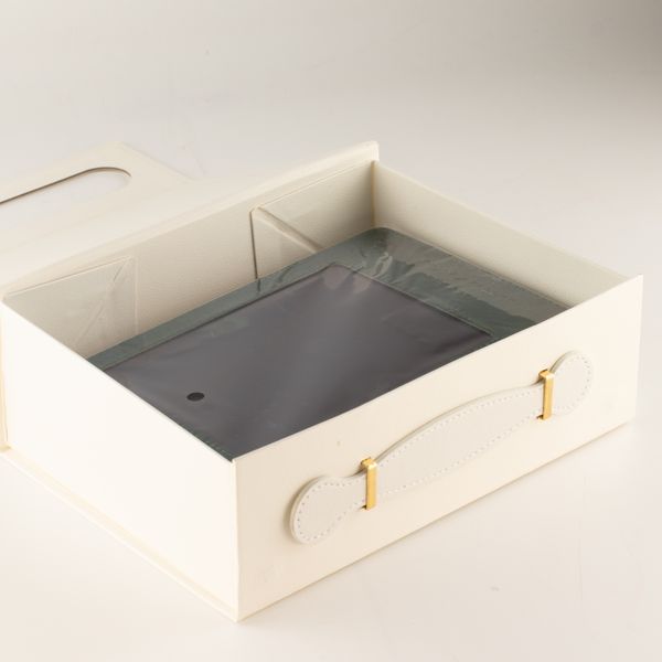 Boîte cadeau à plat - Panier moyen (24 × 18,2 × 8 cm) - Blanc