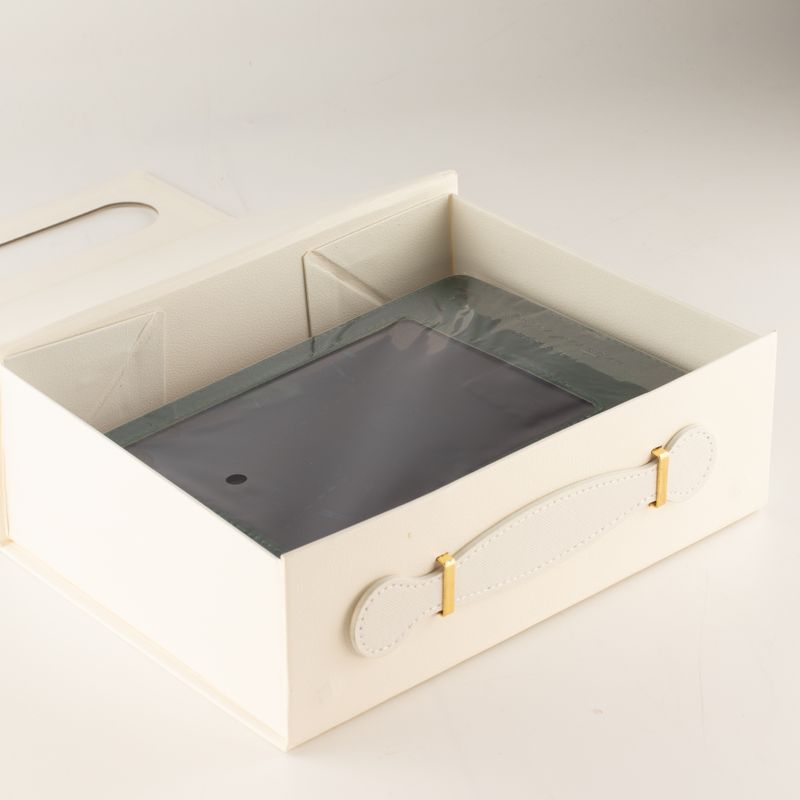 Boîte cadeau à plat - Panier moyen (24 × 18,2 × 8 cm) - Blanc