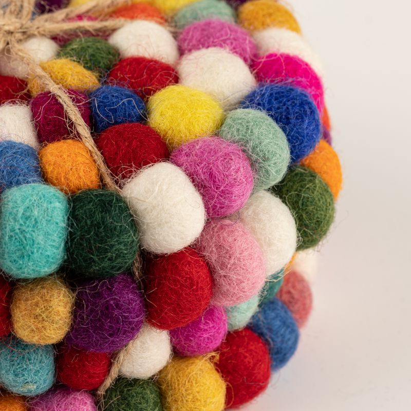 Sous-verres ronds en boules de feutre - 10 cm multicolore (lot de 4)