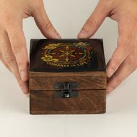 Petite boîte émaillée – Boussole de vie