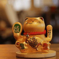 Chat Porte-Bonheur Solaire sur Socle en Bois – Doré à patte mobile