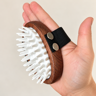 Accessoires de toilettage PAW – Brosse de massage en caoutchouc souple – Noyer